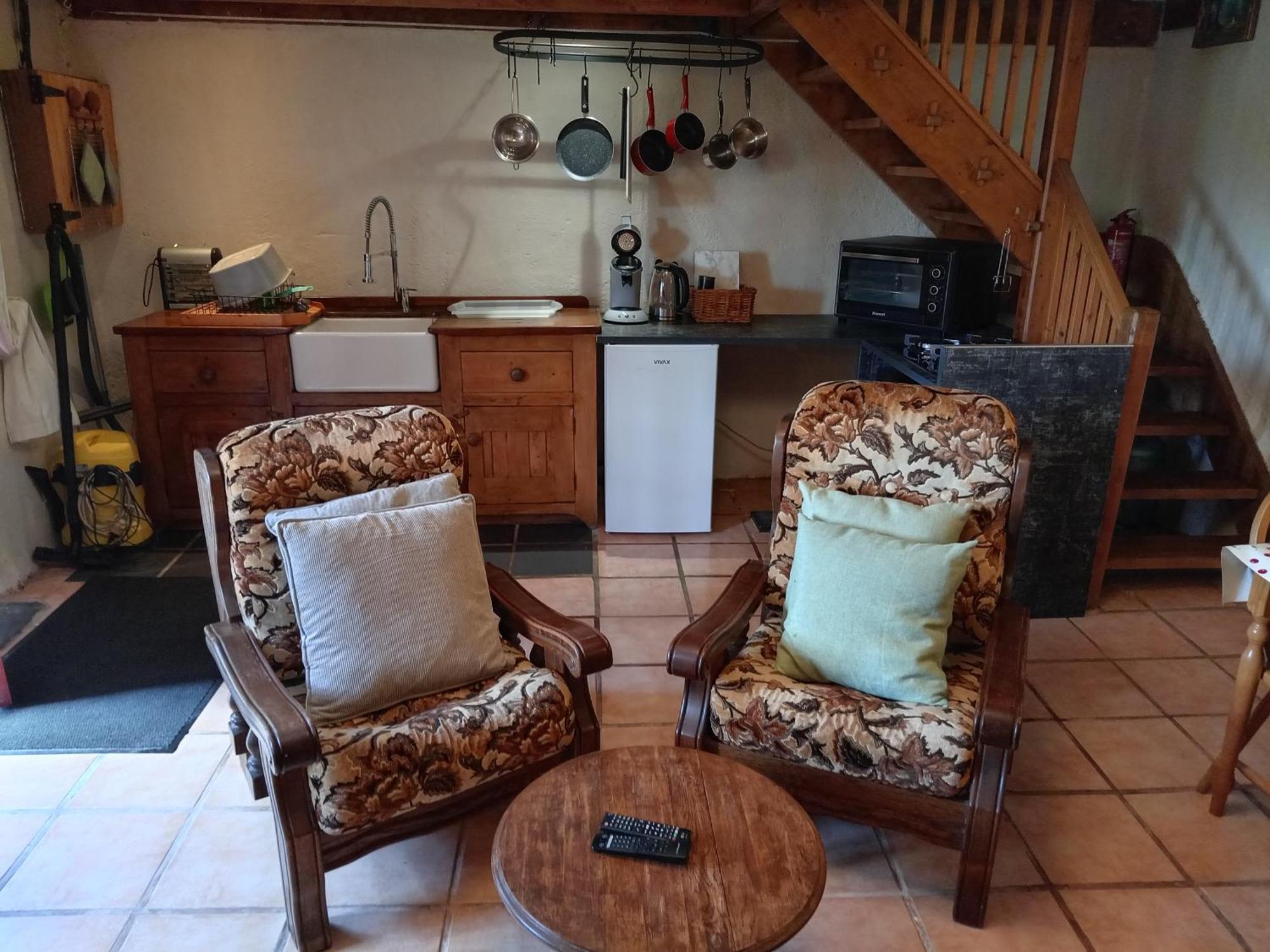 Character Breton Cottage Carhaix-Plouguer Luaran gambar