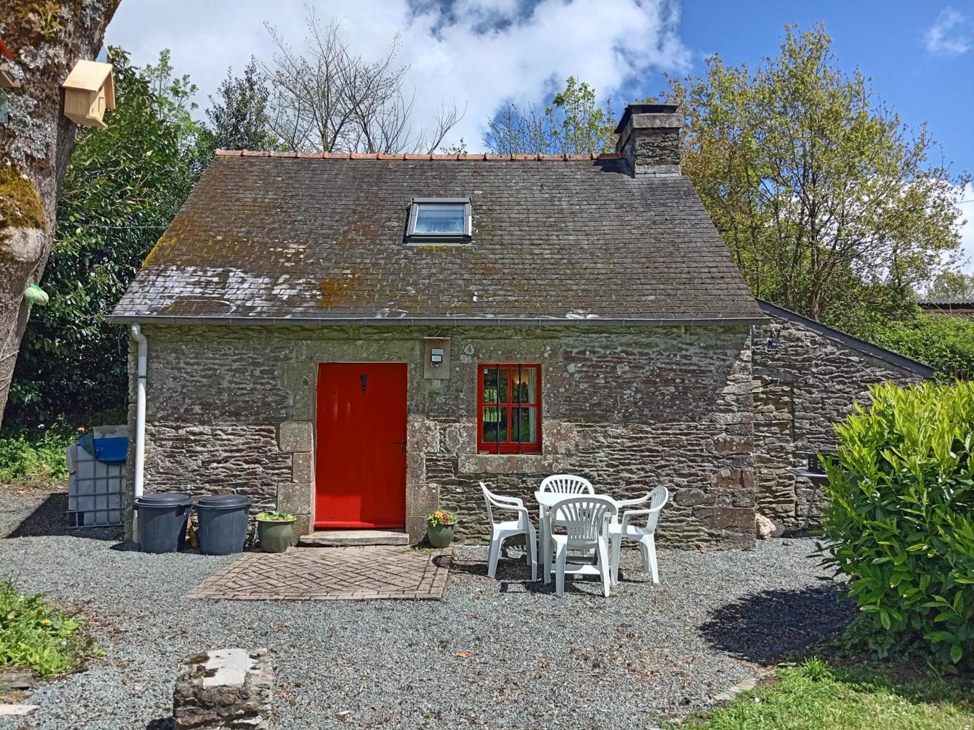 Character Breton Cottage Carhaix-Plouguer Luaran gambar