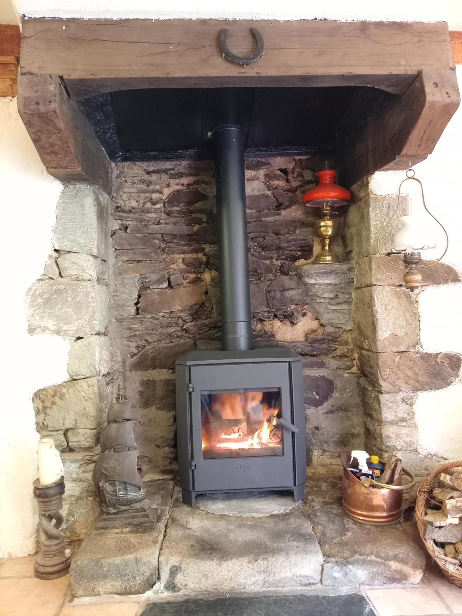 Character Breton Cottage Carhaix-Plouguer Luaran gambar