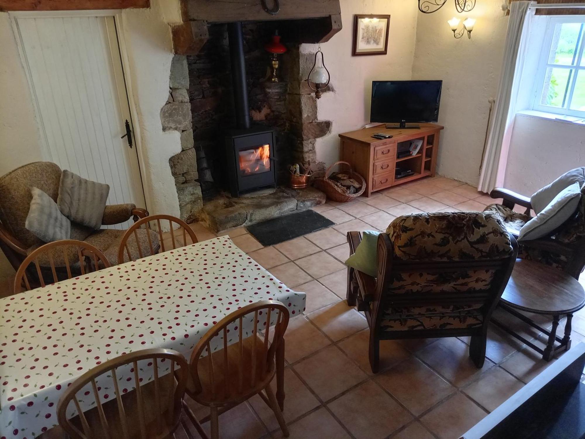 Character Breton Cottage Carhaix-Plouguer Luaran gambar