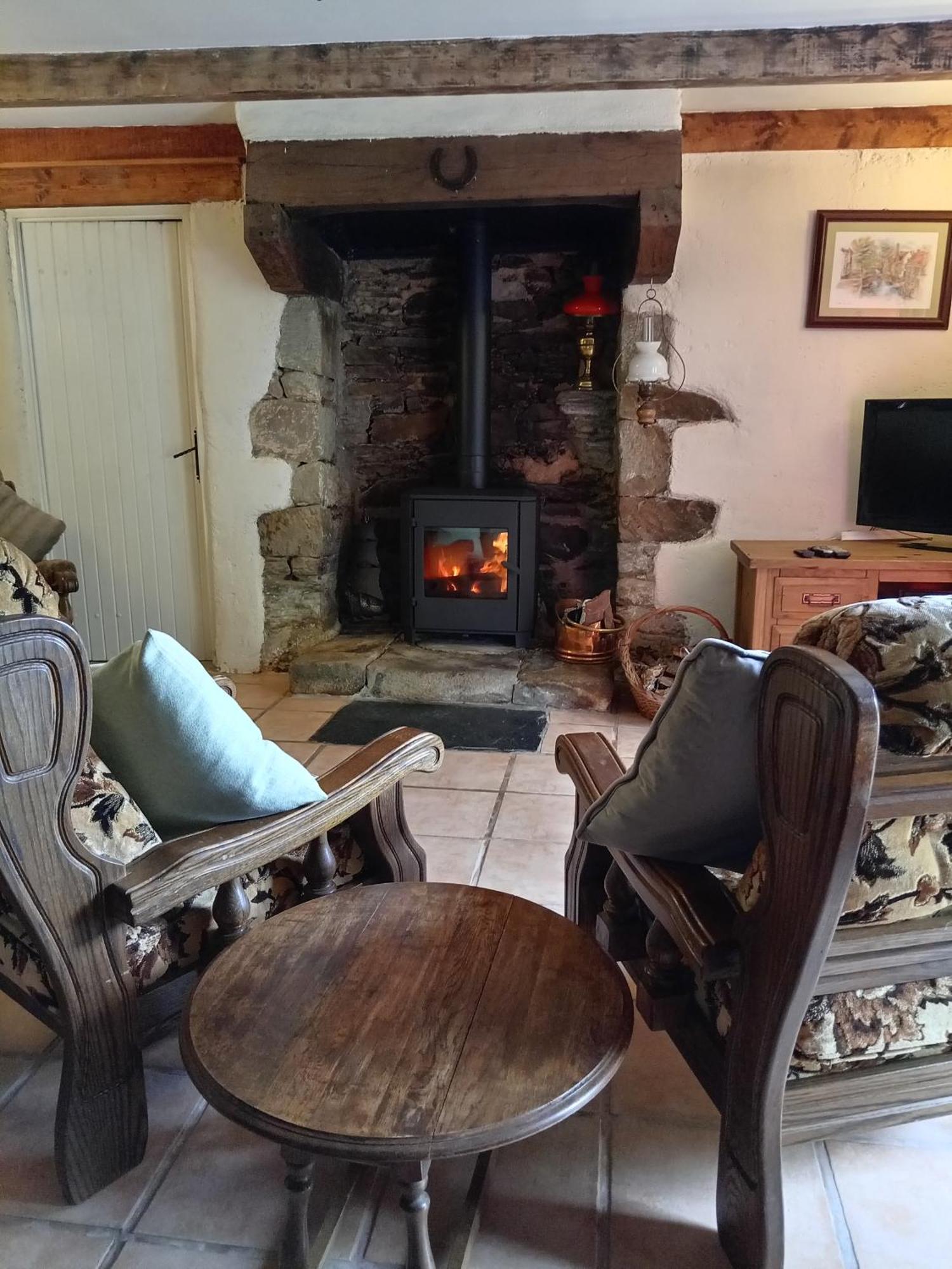 Character Breton Cottage Carhaix-Plouguer Luaran gambar