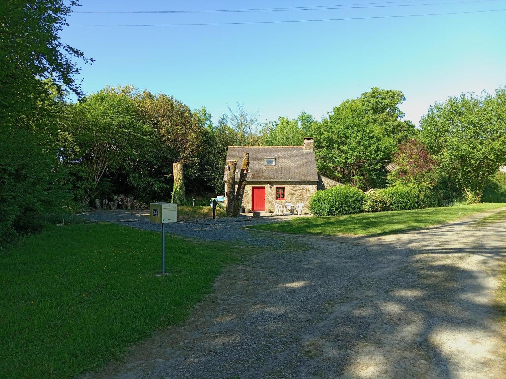 Character Breton Cottage Carhaix-Plouguer Luaran gambar